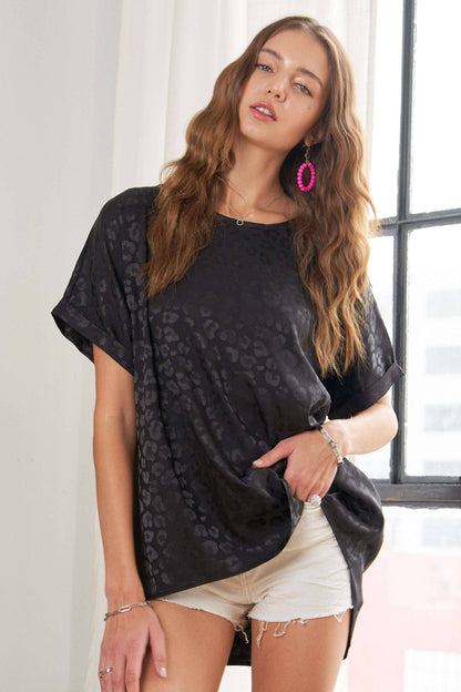 JACQUARD SATIN HI-LOW TOP: BLACK / 2XL