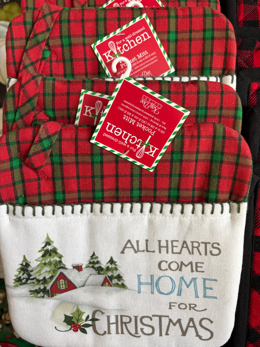 All Hearts Christmas Kitchen Pocket Mitt- $4 or 5/$15 (Mix & Match)